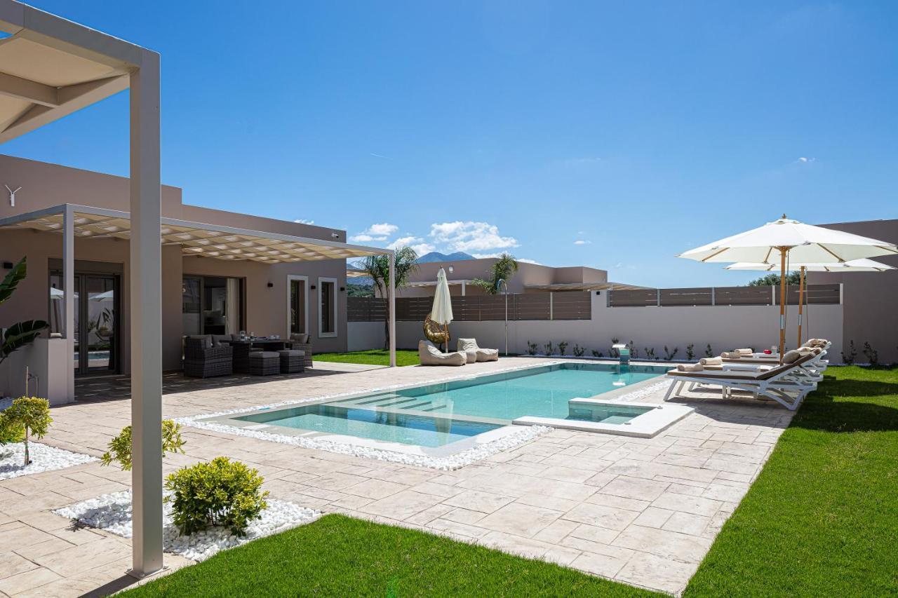 Koin Villa Sunset, With Heated Pool & Whirlpool, By Thinkvilla Perama  Екстер'єр фото